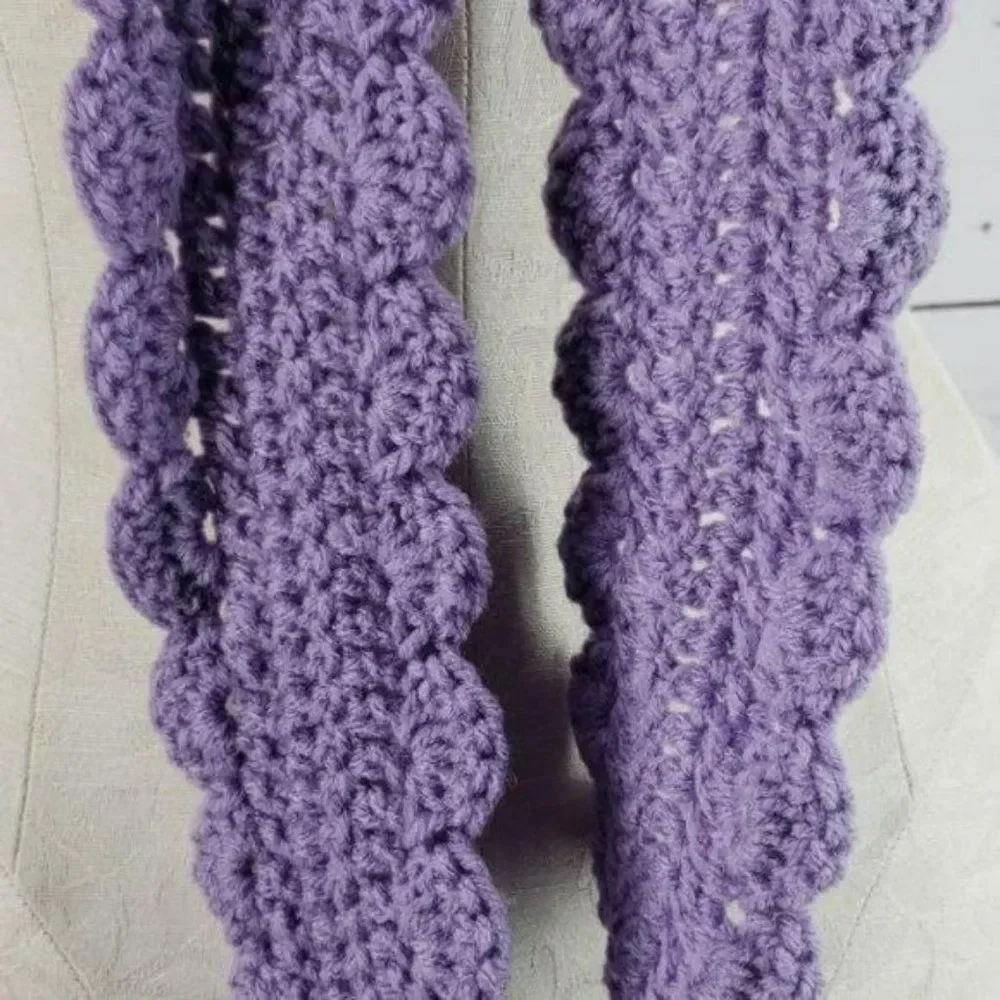 Handmade Crochet Lavender Purple‎ Detailed Scalloped Edge Scarf Wrap